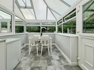 Photo 40- click for photo gallery